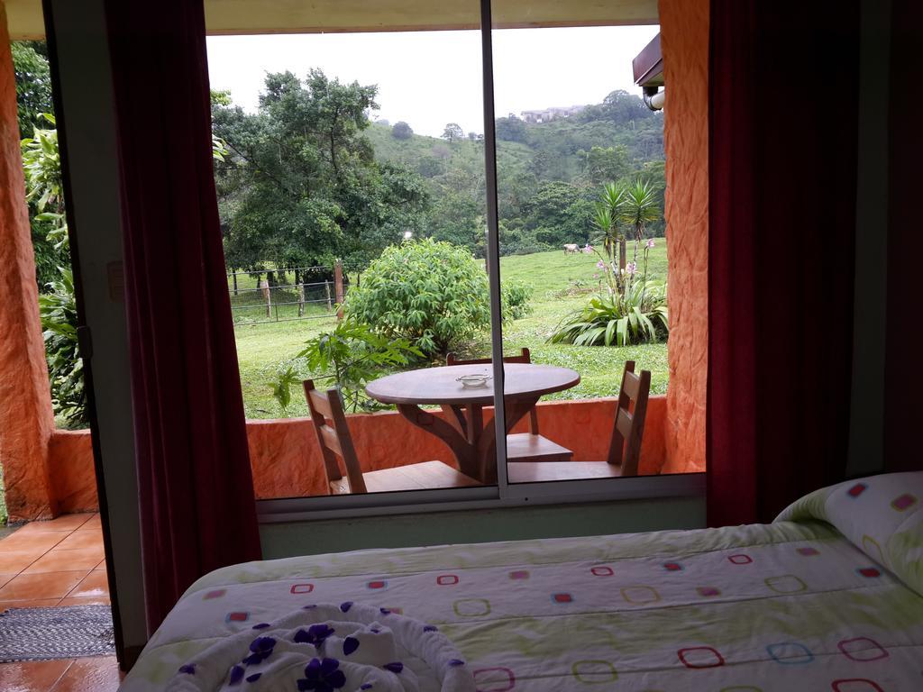 Cabinas Los Guayabos Otel La Fortuna Oda fotoğraf