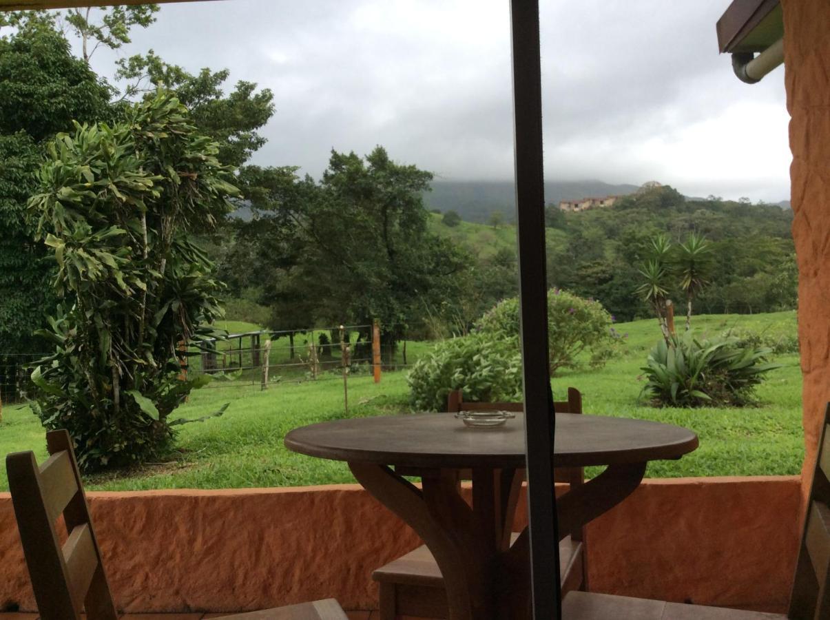 Cabinas Los Guayabos Otel La Fortuna Dış mekan fotoğraf